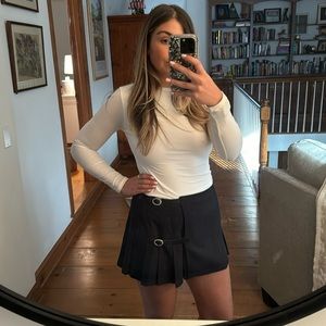 Brandy Melville navy pleated mini skirt